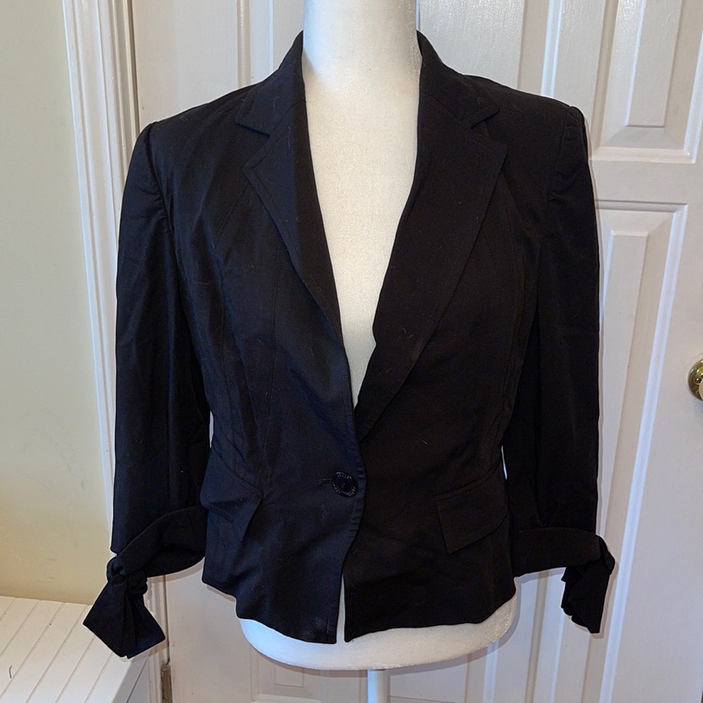 HL by Herve Leger cropped black jacket with elbow length sleeves w/ bow accent 8